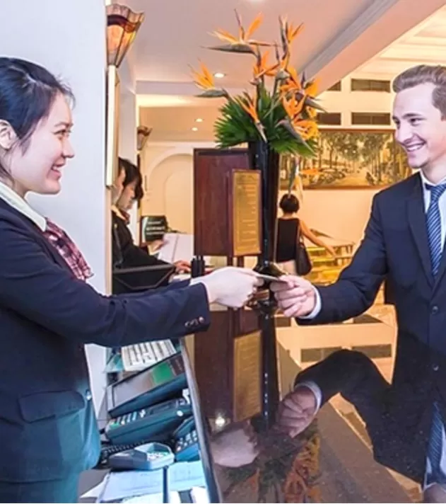 Nhà hàng - khách sạn